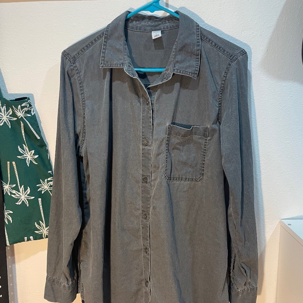 Old Navy Grey Utility Button-Down Shirt